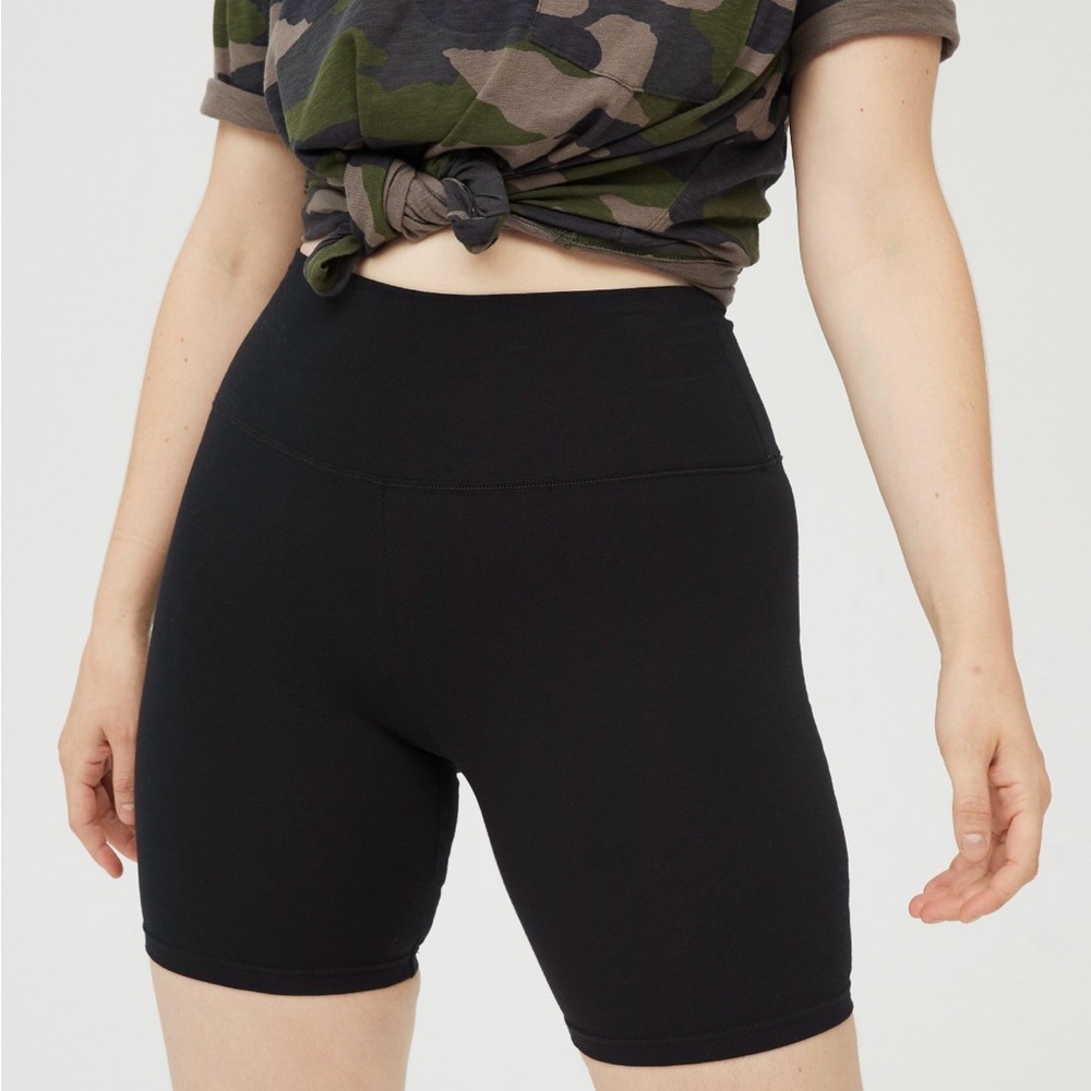 OFFLINE By Aerie OG 7” Bike Short